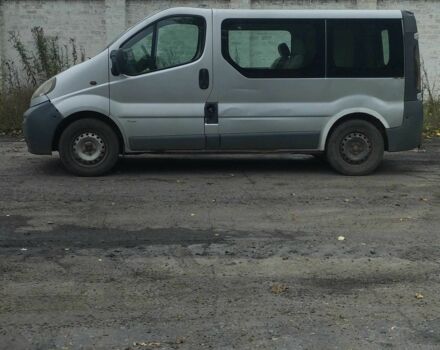 Сірий Опель Віваро, об'ємом двигуна 1.9 л та пробігом 300 тис. км за 4316 $, фото 6 на Automoto.ua