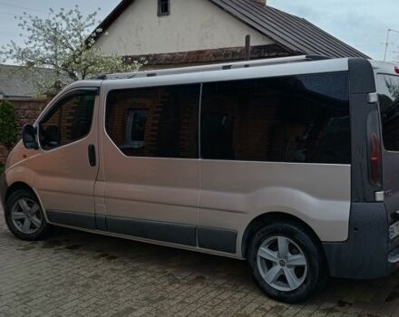 Сірий Опель Віваро, об'ємом двигуна 1.9 л та пробігом 276 тис. км за 8500 $, фото 4 на Automoto.ua