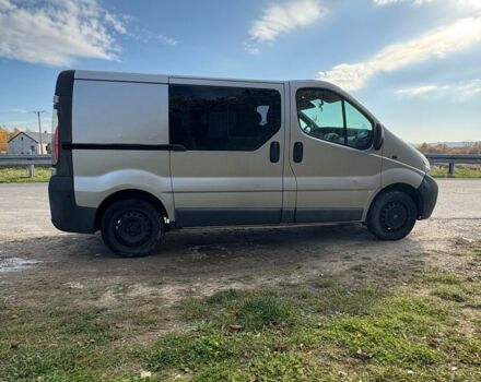 Серый Опель Виваро, объемом двигателя 0 л и пробегом 370 тыс. км за 3300 $, фото 3 на Automoto.ua