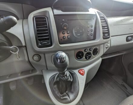 Серый Опель Виваро, объемом двигателя 0 л и пробегом 320 тыс. км за 4644 $, фото 7 на Automoto.ua