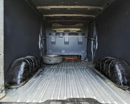 Серый Опель Виваро, объемом двигателя 0 л и пробегом 320 тыс. км за 4644 $, фото 10 на Automoto.ua