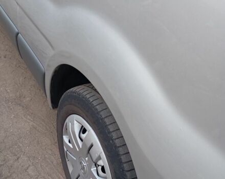 Серый Опель Виваро, объемом двигателя 2 л и пробегом 416 тыс. км за 9700 $, фото 2 на Automoto.ua