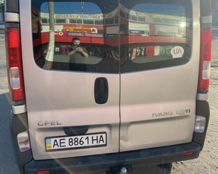 Сірий Опель Віваро, об'ємом двигуна 2 л та пробігом 300 тис. км за 8700 $, фото 3 на Automoto.ua