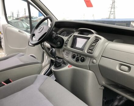 Серый Опель Виваро, объемом двигателя 2 л и пробегом 269 тыс. км за 9700 $, фото 9 на Automoto.ua