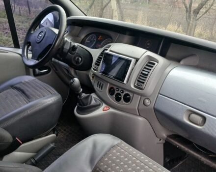 Сірий Опель Віваро, об'ємом двигуна 0 л та пробігом 311 тис. км за 4600 $, фото 5 на Automoto.ua