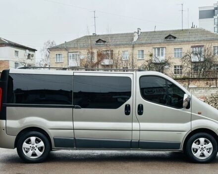 Серый Опель Виваро, объемом двигателя 2 л и пробегом 264 тыс. км за 14500 $, фото 7 на Automoto.ua