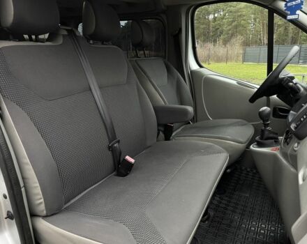 Сірий Опель Віваро, об'ємом двигуна 2 л та пробігом 272 тис. км за 13999 $, фото 20 на Automoto.ua