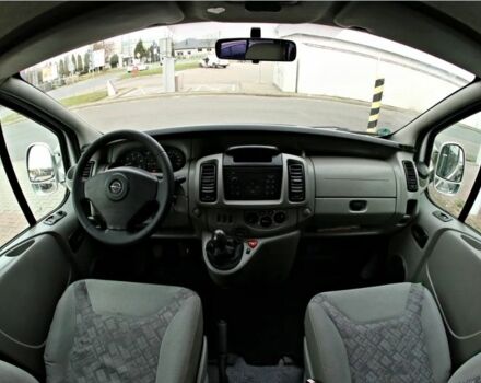 Серый Опель Виваро, объемом двигателя 0 л и пробегом 210 тыс. км за 2599 $, фото 5 на Automoto.ua