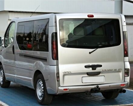 Серый Опель Виваро, объемом двигателя 0 л и пробегом 210 тыс. км за 2599 $, фото 3 на Automoto.ua