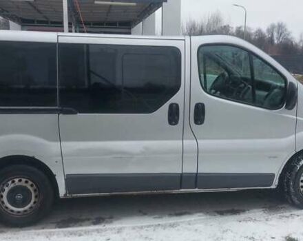 Серый Опель Виваро, объемом двигателя 1.9 л и пробегом 460 тыс. км за 5300 $, фото 7 на Automoto.ua