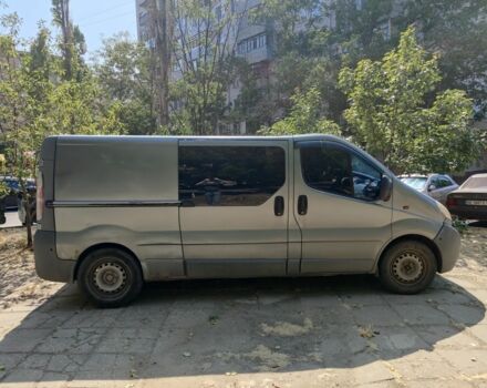 Серый Опель Виваро, объемом двигателя 1.9 л и пробегом 280 тыс. км за 5000 $, фото 3 на Automoto.ua