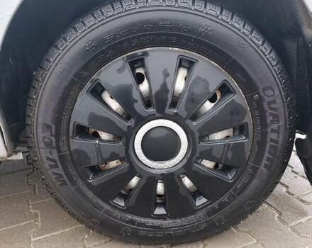 Серый Опель Виваро, объемом двигателя 1.9 л и пробегом 472 тыс. км за 7300 $, фото 5 на Automoto.ua