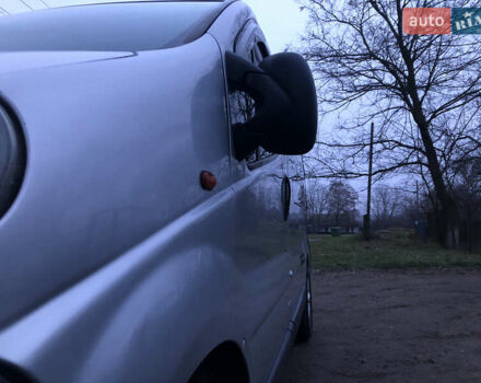 Сірий Опель Віваро, об'ємом двигуна 1.9 л та пробігом 350 тис. км за 5650 $, фото 31 на Automoto.ua