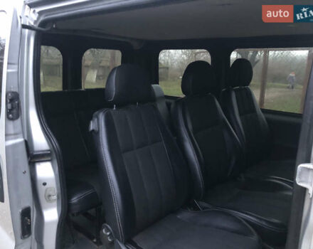 Сірий Опель Віваро, об'ємом двигуна 1.9 л та пробігом 350 тис. км за 5650 $, фото 56 на Automoto.ua