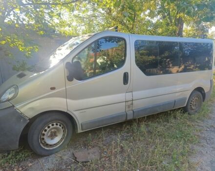 Сірий Опель Віваро, об'ємом двигуна 0 л та пробігом 350 тис. км за 3900 $, фото 1 на Automoto.ua