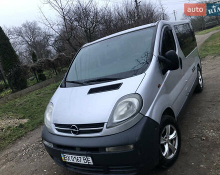 Сірий Опель Віваро, об'ємом двигуна 1.9 л та пробігом 350 тис. км за 5650 $, фото 4 на Automoto.ua