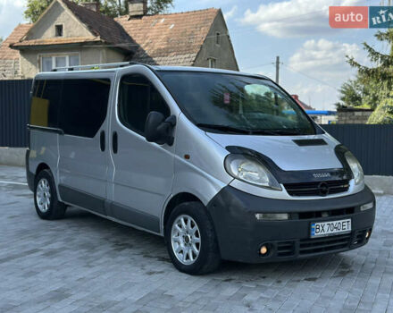 Сірий Опель Віваро, об'ємом двигуна 2.5 л та пробігом 390 тис. км за 5950 $, фото 9 на Automoto.ua