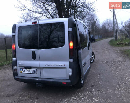 Сірий Опель Віваро, об'ємом двигуна 1.9 л та пробігом 350 тис. км за 5650 $, фото 28 на Automoto.ua