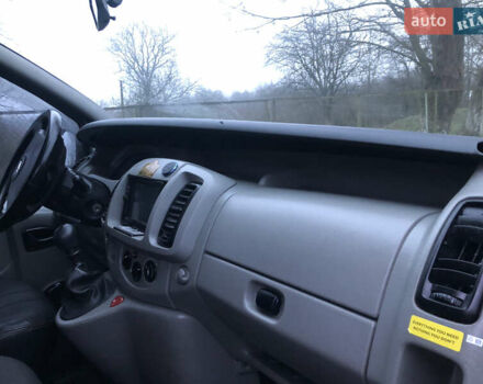 Сірий Опель Віваро, об'ємом двигуна 1.9 л та пробігом 350 тис. км за 5650 $, фото 57 на Automoto.ua