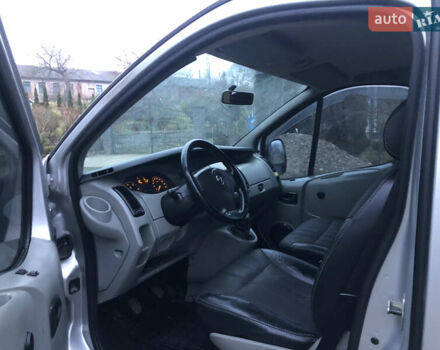 Сірий Опель Віваро, об'ємом двигуна 1.9 л та пробігом 350 тис. км за 5650 $, фото 51 на Automoto.ua