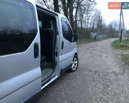 Сірий Опель Віваро, об'ємом двигуна 1.9 л та пробігом 350 тис. км за 5650 $, фото 42 на Automoto.ua