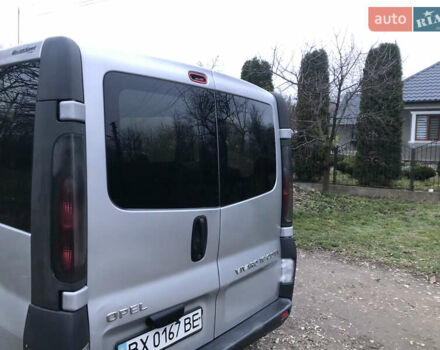 Сірий Опель Віваро, об'ємом двигуна 1.9 л та пробігом 350 тис. км за 5650 $, фото 9 на Automoto.ua