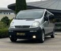 Сірий Опель Віваро, об'ємом двигуна 2.5 л та пробігом 640 тис. км за 8999 $, фото 2 на Automoto.ua