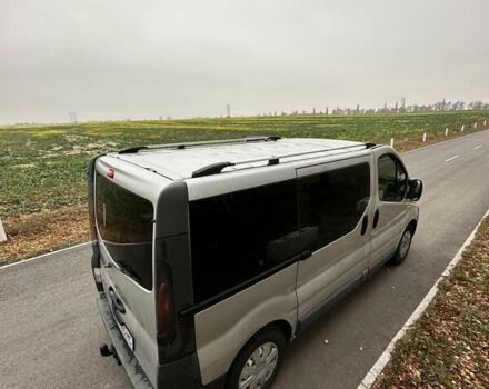 Серый Опель Виваро, объемом двигателя 2.46 л и пробегом 404 тыс. км за 7400 $, фото 2 на Automoto.ua