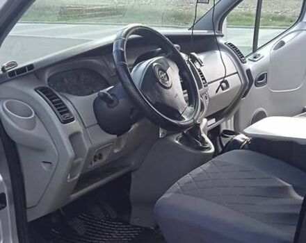 Серый Опель Виваро, объемом двигателя 2.46 л и пробегом 420 тыс. км за 6800 $, фото 11 на Automoto.ua