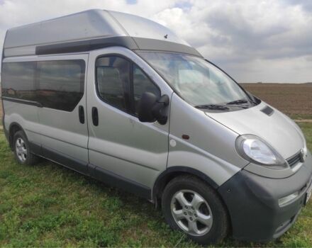 Серый Опель Виваро, объемом двигателя 1.9 л и пробегом 350 тыс. км за 7000 $, фото 1 на Automoto.ua