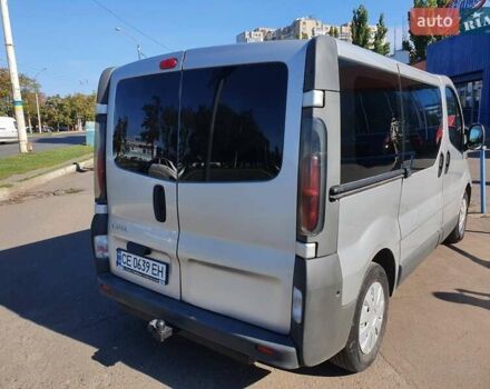 Серый Опель Виваро, объемом двигателя 1.9 л и пробегом 295 тыс. км за 8900 $, фото 4 на Automoto.ua