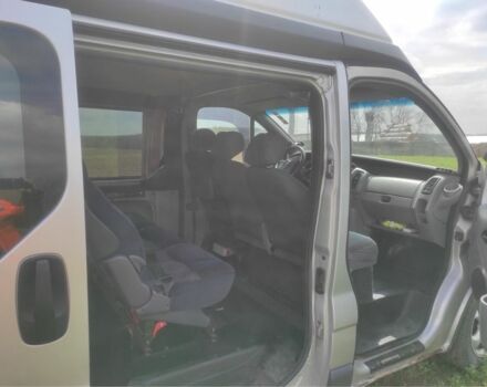 Серый Опель Виваро, объемом двигателя 1.9 л и пробегом 350 тыс. км за 7000 $, фото 4 на Automoto.ua