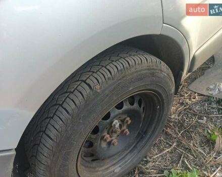 Сірий Опель Віваро, об'ємом двигуна 2.46 л та пробігом 450 тис. км за 5900 $, фото 4 на Automoto.ua