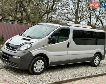 Серый Опель Виваро, объемом двигателя 1.9 л и пробегом 578 тыс. км за 10900 $, фото 5 на Automoto.ua