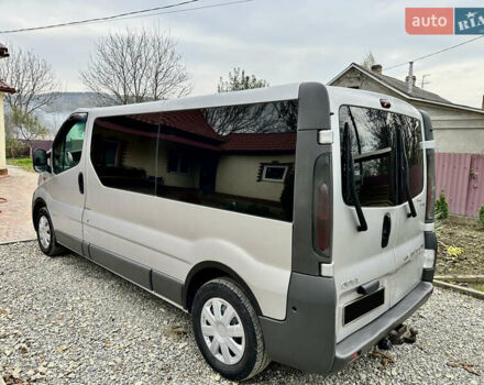 Серый Опель Виваро, объемом двигателя 1.9 л и пробегом 578 тыс. км за 10900 $, фото 2 на Automoto.ua