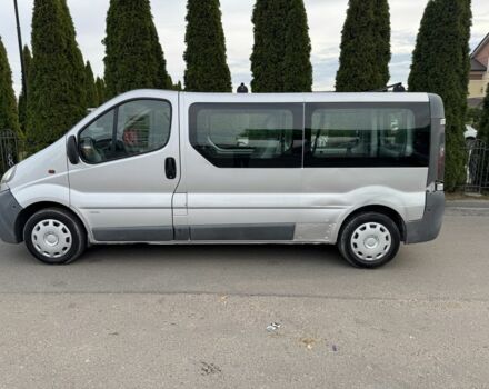 Сірий Опель Віваро, об'ємом двигуна 1.9 л та пробігом 340 тис. км за 3500 $, фото 4 на Automoto.ua