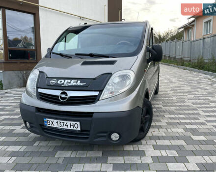 Серый Опель Виваро, объемом двигателя 2 л и пробегом 320 тыс. км за 9000 $, фото 16 на Automoto.ua