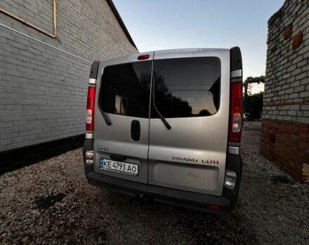 Опель Виваро 2007 в Синельниковом на Automoto.ua Серый Опель Виваро, объемом двигателя 2 л и пробегом 300 тыс. км за 9000 $, фото 2 на Automoto.ua