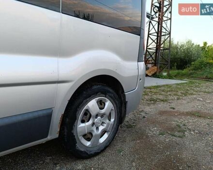 Сірий Опель Віваро, об'ємом двигуна 2 л та пробігом 306 тис. км за 8700 $, фото 25 на Automoto.ua