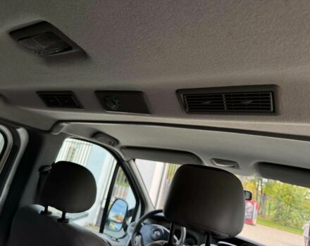 Сірий Опель Віваро, об'ємом двигуна 2.5 л та пробігом 160 тис. км за 7500 $, фото 15 на Automoto.ua