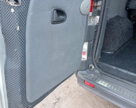 Серый Опель Виваро, объемом двигателя 2 л и пробегом 416 тыс. км за 10200 $, фото 11 на Automoto.ua