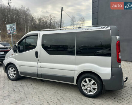 Серый Опель Виваро, объемом двигателя 2.5 л и пробегом 294 тыс. км за 8700 $, фото 8 на Automoto.ua