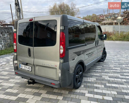 Серый Опель Виваро, объемом двигателя 2 л и пробегом 320 тыс. км за 9000 $, фото 8 на Automoto.ua