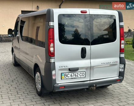 Сірий Опель Віваро, об'ємом двигуна 2 л та пробігом 415 тис. км за 8650 $, фото 2 на Automoto.ua