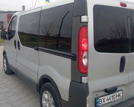 Сірий Опель Віваро, об'ємом двигуна 2 л та пробігом 254 тис. км за 9000 $, фото 15 на Automoto.ua