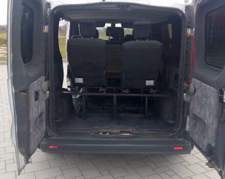 Сірий Опель Віваро, об'ємом двигуна 2 л та пробігом 254 тис. км за 9000 $, фото 22 на Automoto.ua