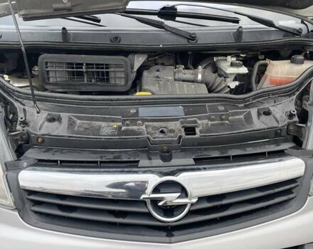 Серый Опель Виваро, объемом двигателя 2 л и пробегом 266 тыс. км за 8500 $, фото 16 на Automoto.ua