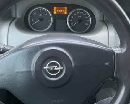 Сірий Опель Віваро, об'ємом двигуна 2.46 л та пробігом 370 тис. км за 9200 $, фото 13 на Automoto.ua
