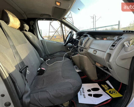 Сірий Опель Віваро, об'ємом двигуна 2 л та пробігом 404 тис. км за 7300 $, фото 11 на Automoto.ua