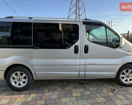 Сірий Опель Віваро, об'ємом двигуна 2 л та пробігом 404 тис. км за 7300 $, фото 6 на Automoto.ua